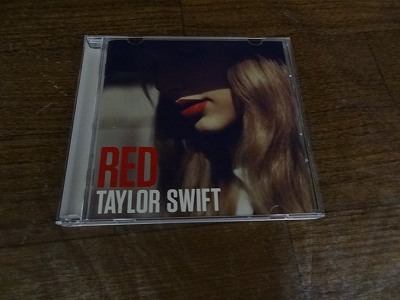 TAYLOR SWIFT『RED』.jpg